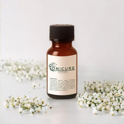 Frasco de Onicure, tónico de cuidado para uñas de Alquimia Verde